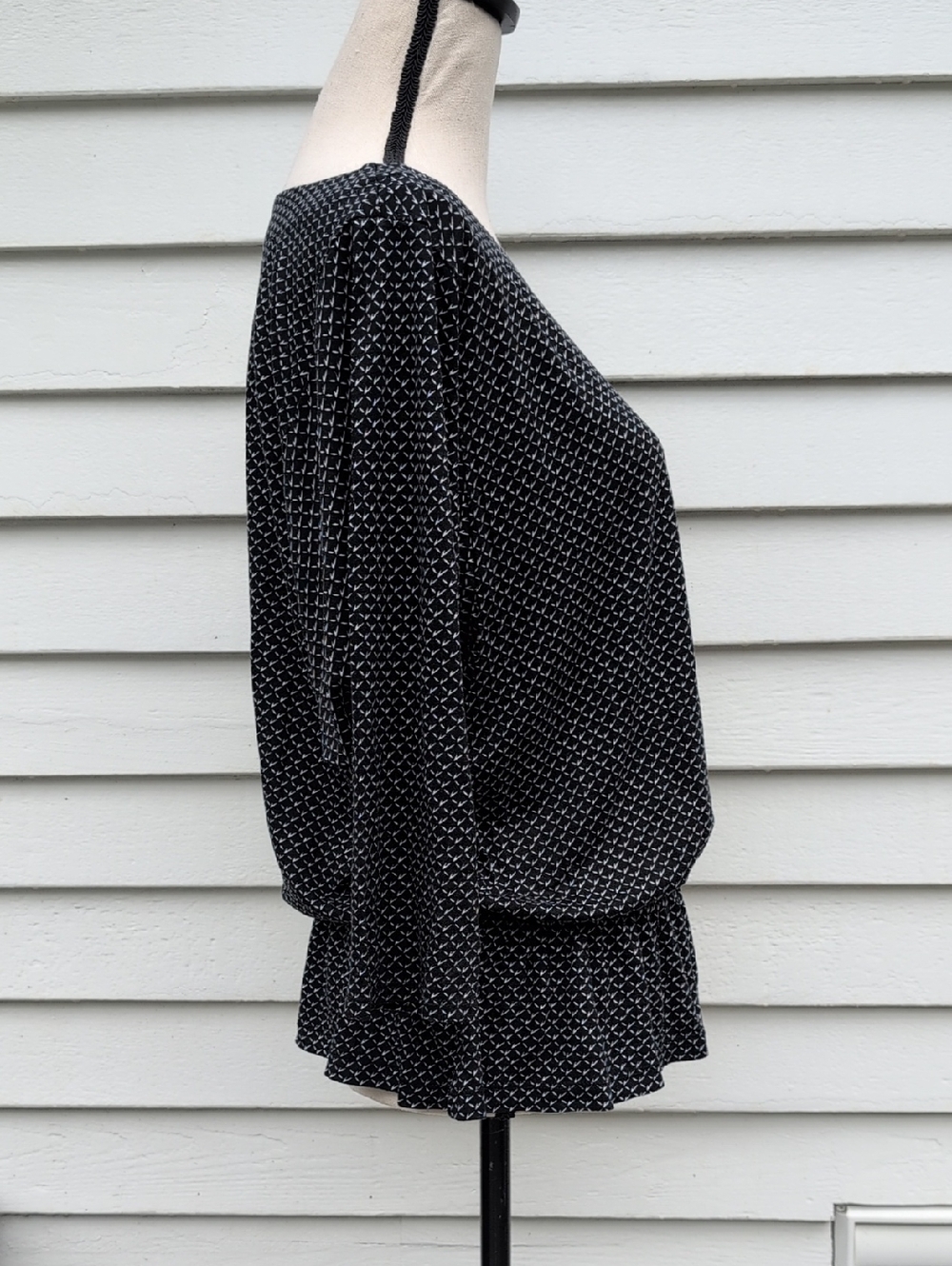 LOFT Elastic Waist 3/4 Sleeve Top - Picture 4 of 10